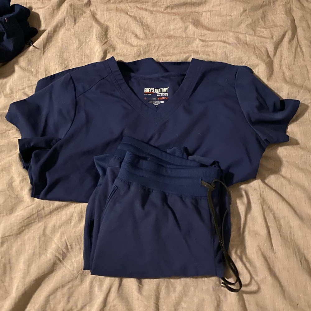 Navy Greys Anatomy Scrub Set Large